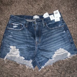 A&F shorts NWT
